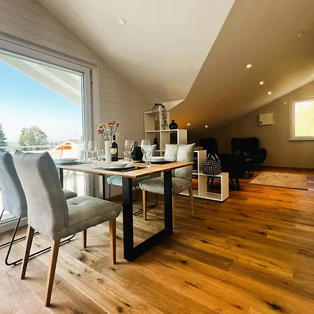 Donauzeit Apartment